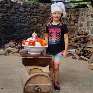 Meet your Posher, Micaela